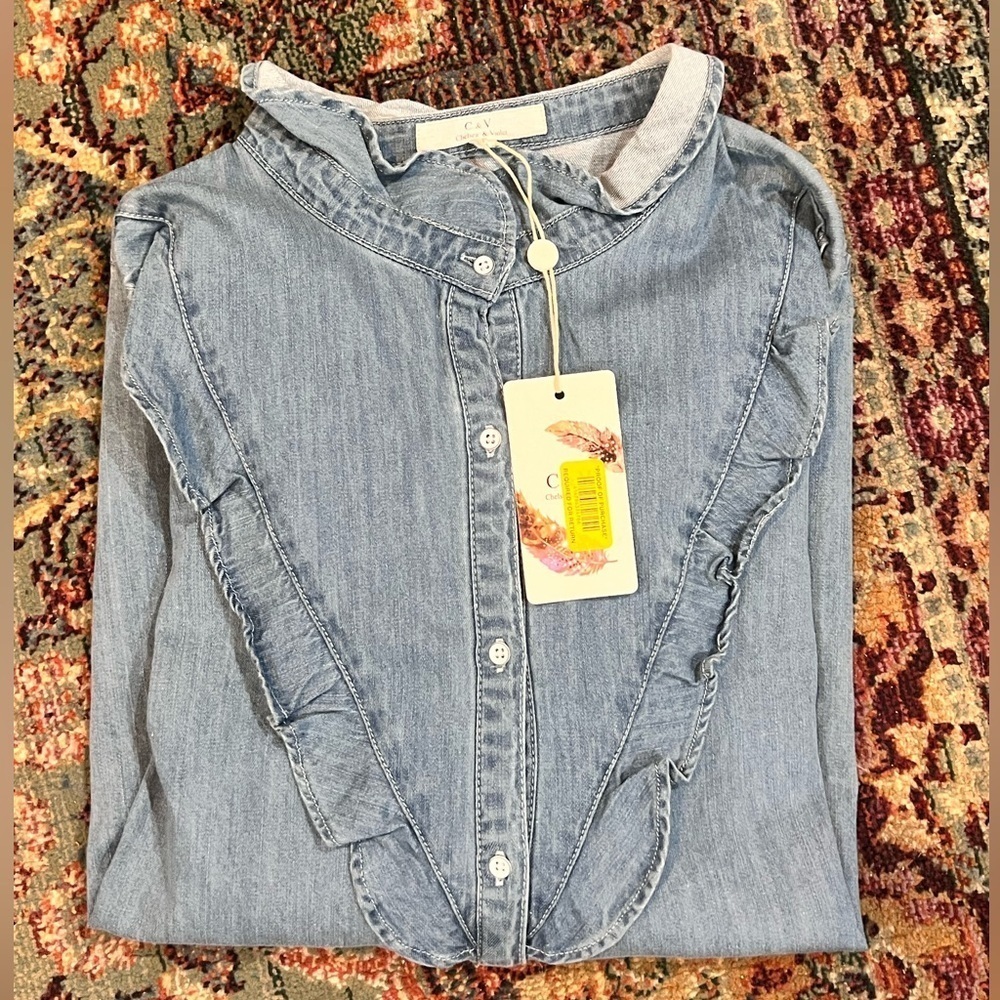 FINAL PRICE NWT Chelsea and Violet Button Down Denim Top - Picture 1 of 8
